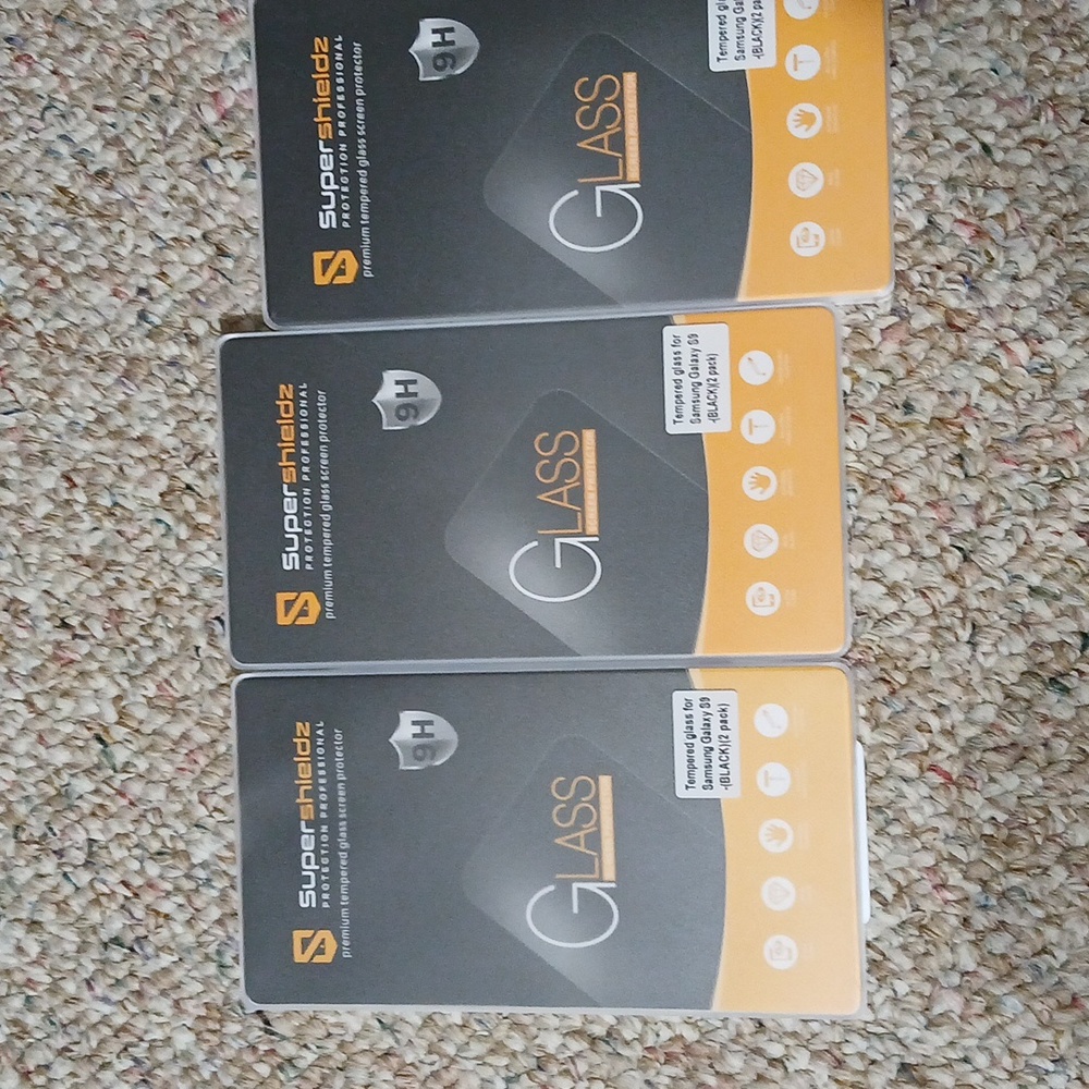 Screen protectors for Samsung galaxy s9 phones
